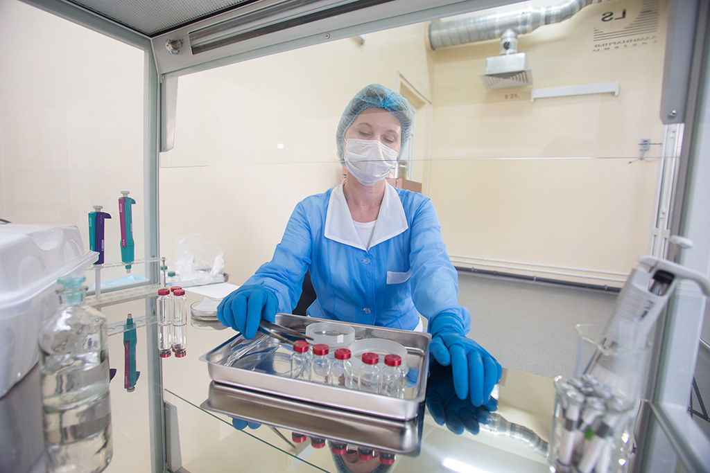 Институт Росатома поставил в российские клиники более 12 тыс. микроисточников йода-125, используемых для лечения предстательной железы
