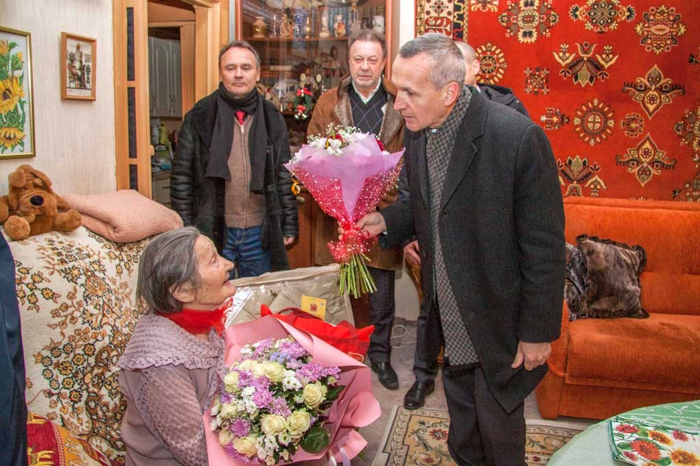 Старейшую жительницу Обнинска и ветерана ГНЦ РФ – ФЭИ поздравили со 100-летним юбилеем